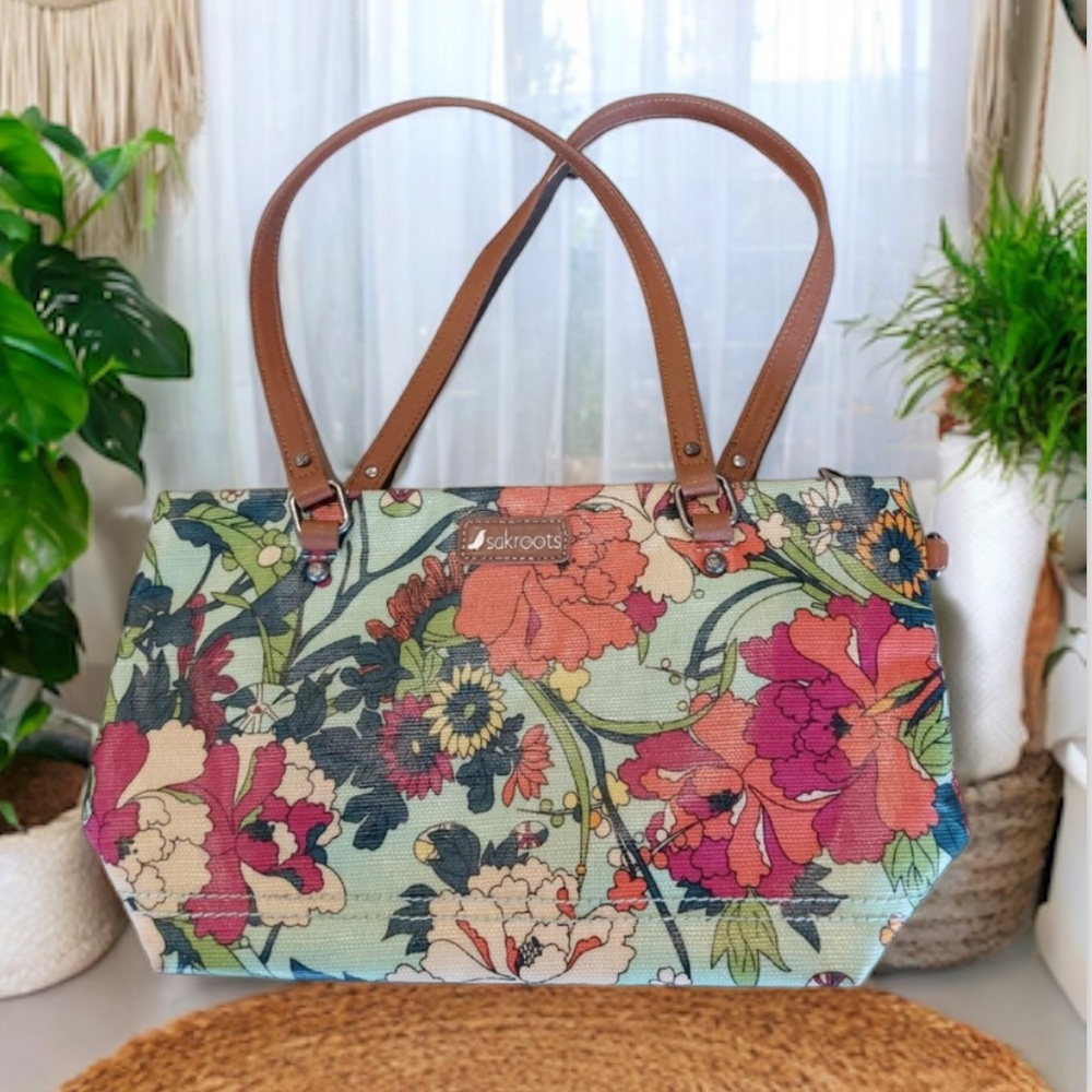 SAKROOTS Floral Detailed Dual Straps Satchel
Handbag - Size M ☀️🌸 So Pretty!